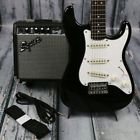0885978797318 Squier Short Scale Black