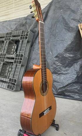 Aiersi Sc02crb Video Luthier Made Solid Cedar Top With Rosewood Body Spanish Classical Guitar