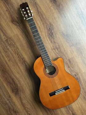 Ac460c Alvarez Classical Acoustic-electric Guitar Excellent Condition With Case