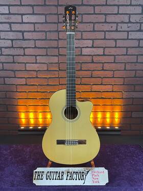 Cordoba Fusion5-1111-u Fusion 5 Acoustic-electric Classical Guitar Natural With Gig Bag
