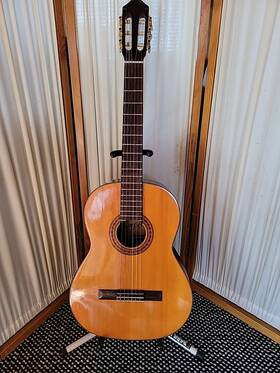 Corley Cf347 Cortley Classical Guitar