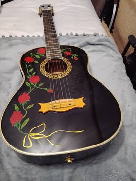 Esteban 03746 8th Anniversary Ltd. Edition Acoustic/electric Classical Guitar