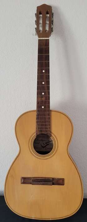 30006 Giannini Vintage Guitar Nov 1966 Model No 2 Serial Brazil