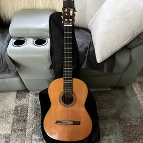 Ibanez Ga60 Andorra Classic 4/4 6-string Rh Brown Classical Guitar Gig Bag
