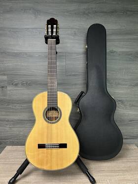 K. Yairi Yc-75n Kazuo Rare Classical Guitar Japan Handmade K. With Case #2067