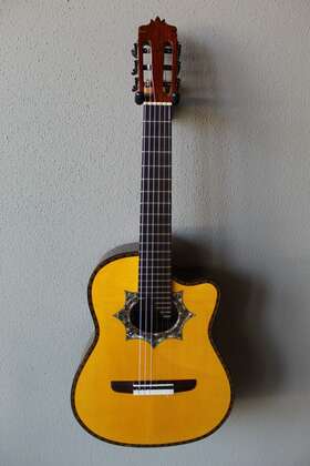 9543785674382643 Navarro Brand New Marlon Francisco Acoustic/electric Deluxe Requinto Guitar