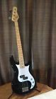 Pb503 Behringer Bass Guitar