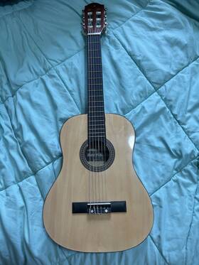 Pyle Pgacl30 Fairly Used Guitar Good Strings Haven T Touched In A While Still Plays