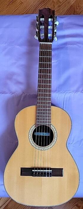 Strunal 5454 1/4 Size Nylon String Classical Guitar Czech Republic With Soft Case