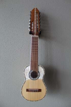 9493725834653425 Villela V8va Soprano Guitar - Charango Size With Strap White