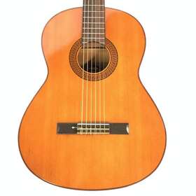 G-90a Yamaha Vintage Classical Guitar