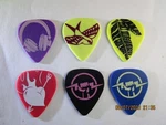6 Pack Designer Guitar Picks First Act Fun Graphic Designs Heavy Gauge #122. Fixed Price $7.95.