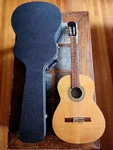Epiphone C40 Nylon Classical W/hsc - Natural. Fixed Price $360.00.