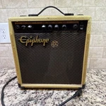 Epiphone EP-800R Guitar Amplifier 8" Speaker Tweed 15W Practice Works Great. Fixed Price $79.00.