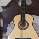 6-STRING Right-handed Classical Guitar, Standard Body, Beige Natural Finish. Fixed Price $60.00.