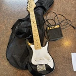 Best Choice Electric Guitar 30 W/ Bag, Strap & Amplifier. Missing 2 Strings. Fixed Price $45.00.