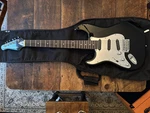 Sawtooth St-es-bkc Black Electric Guitar (strat) Wchrome Pickguard Left-handed. Fixed Price $159.99.