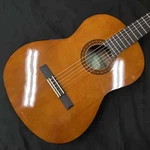 Yamaha CS40J 02 Classical Guitar With Soft Case Spruce Top. Fixed Price $453.83.