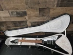 Gibson Flying V 2017 Hp Ebony Electric Guitar W / Ohsc 7.1 Lb. Fixed Price $1675.99.