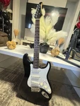 Silvertone SS11 Electric Guitar. Fixed Price $85.00.