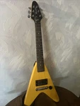 Maestro By Gibson Roadie Mini Flying V Electric Yellow-guitar Only Works!. Fixed Price $150.00.