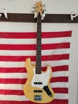Kona Jazz Style 4 String Electric Bass Guitar Rh Natural Finish Pre-owned. Fixed Price $209.00.